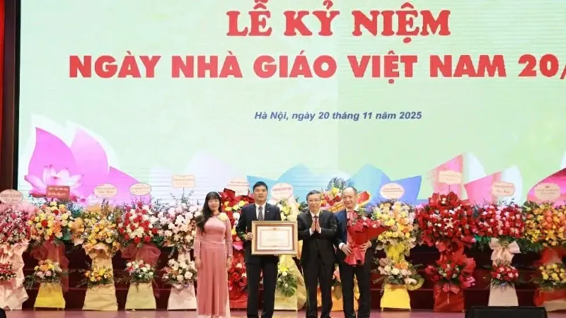 Giữ vững giá trị người thầy trên hành trình chuyển mình